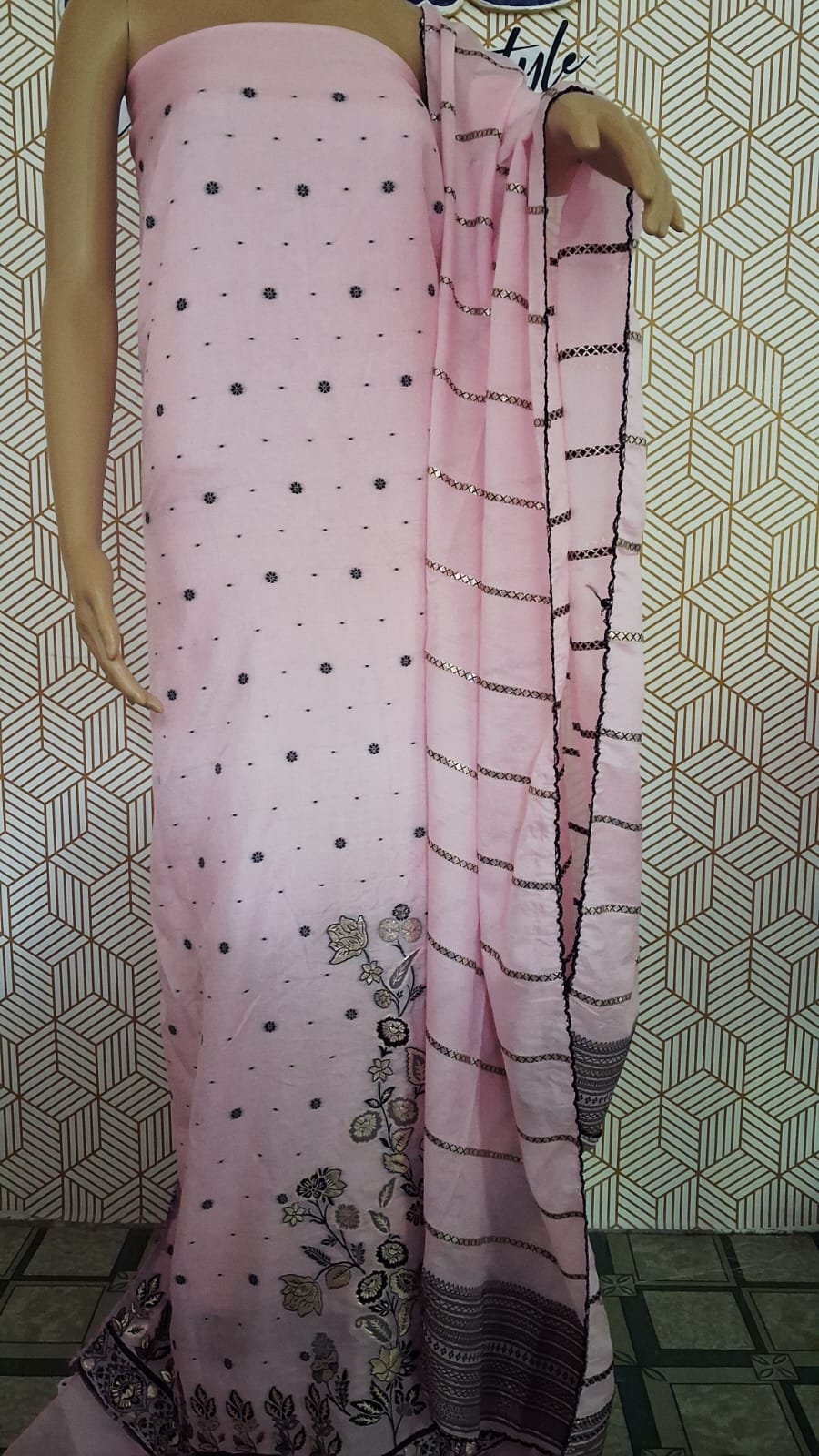 SEMI BANARASI JAMDANI UNSTICHED SUITS